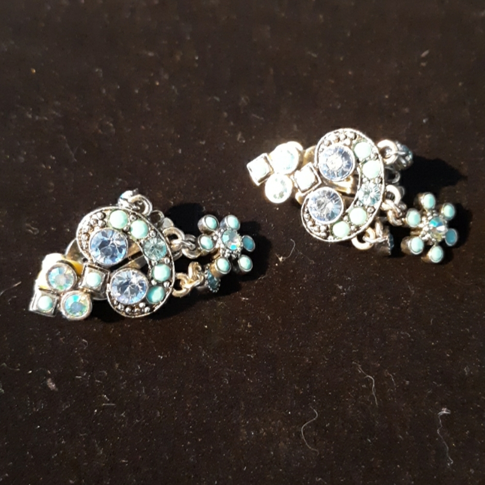 Clip on earings